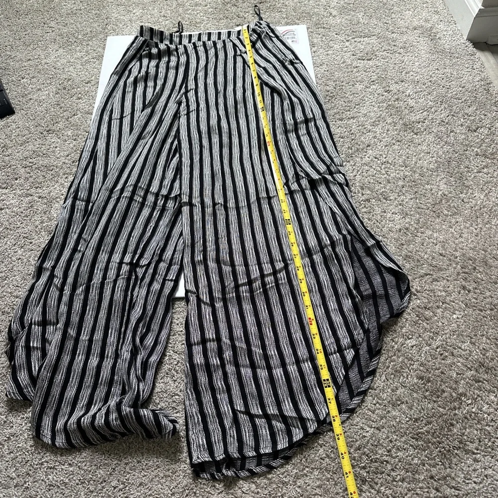 Lulus Striped Two-Piece Set - Picture 7 of 12